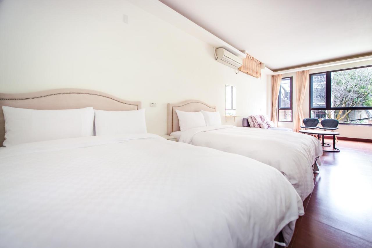 Moonlake B&B Юйчи Экстерьер фото
